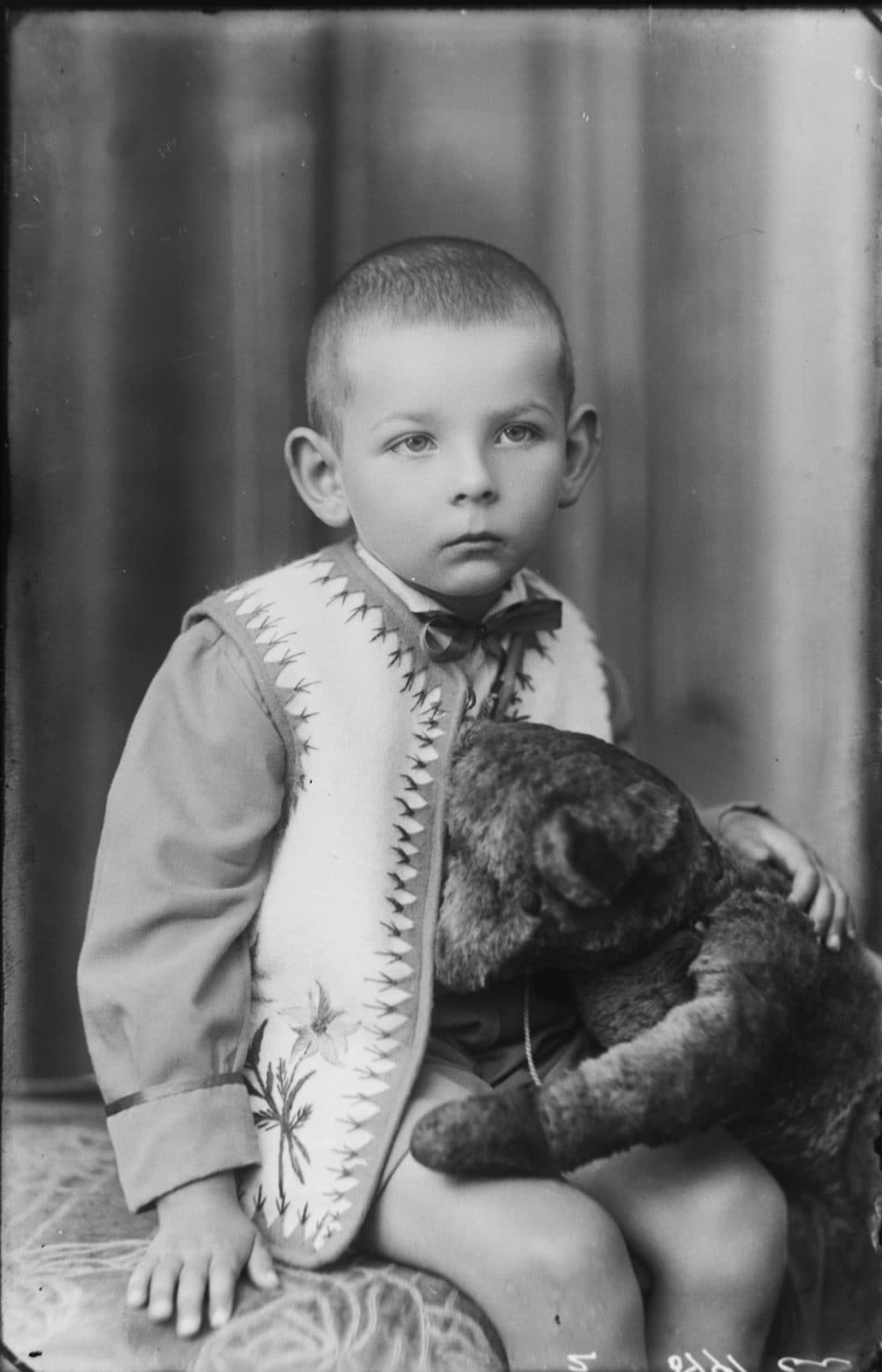 Fotografia z atelier E. Janusz, negatyw nr 006
