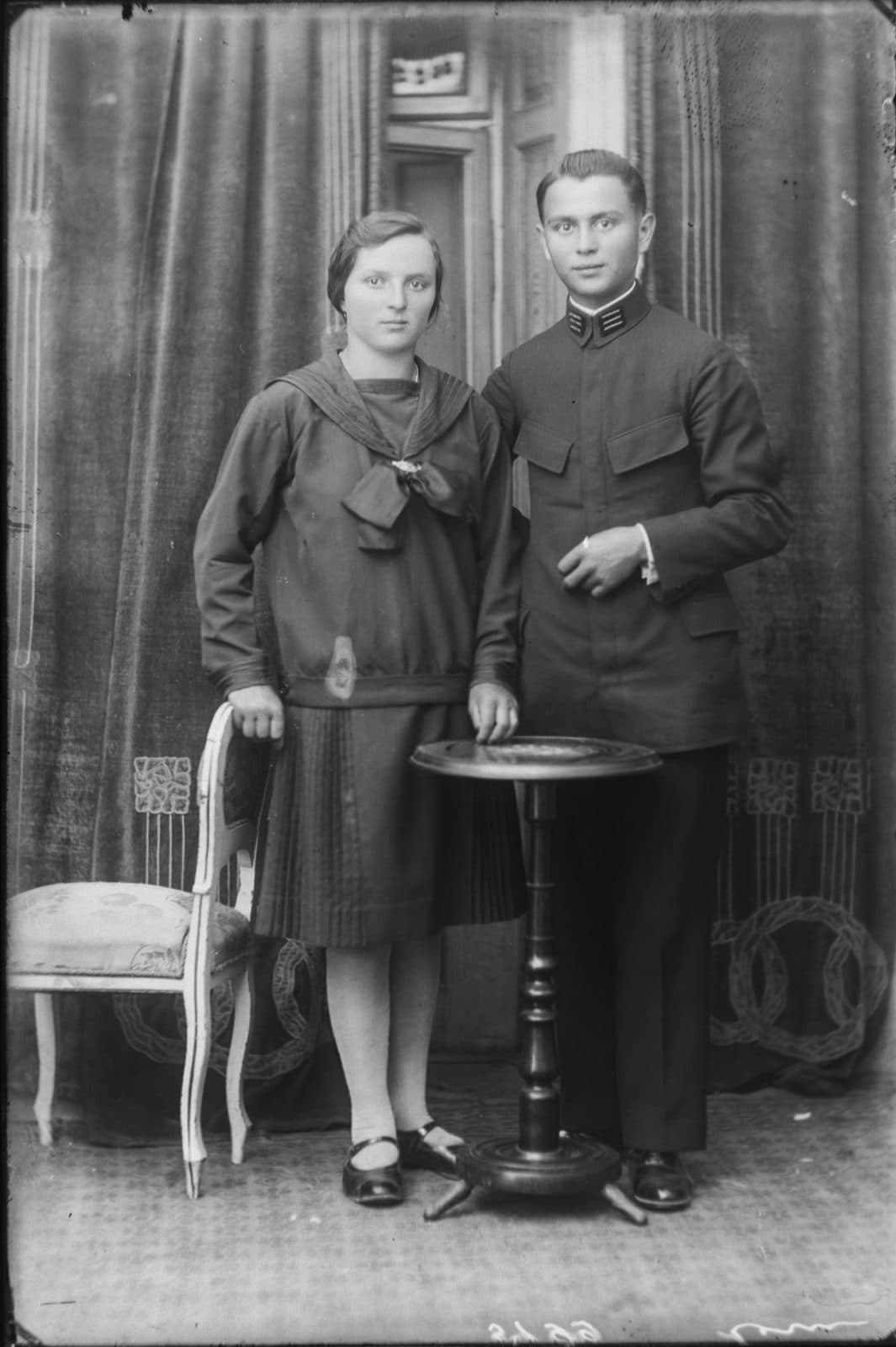 Fotografia z atelier E. Janusz, negatyw nr 008