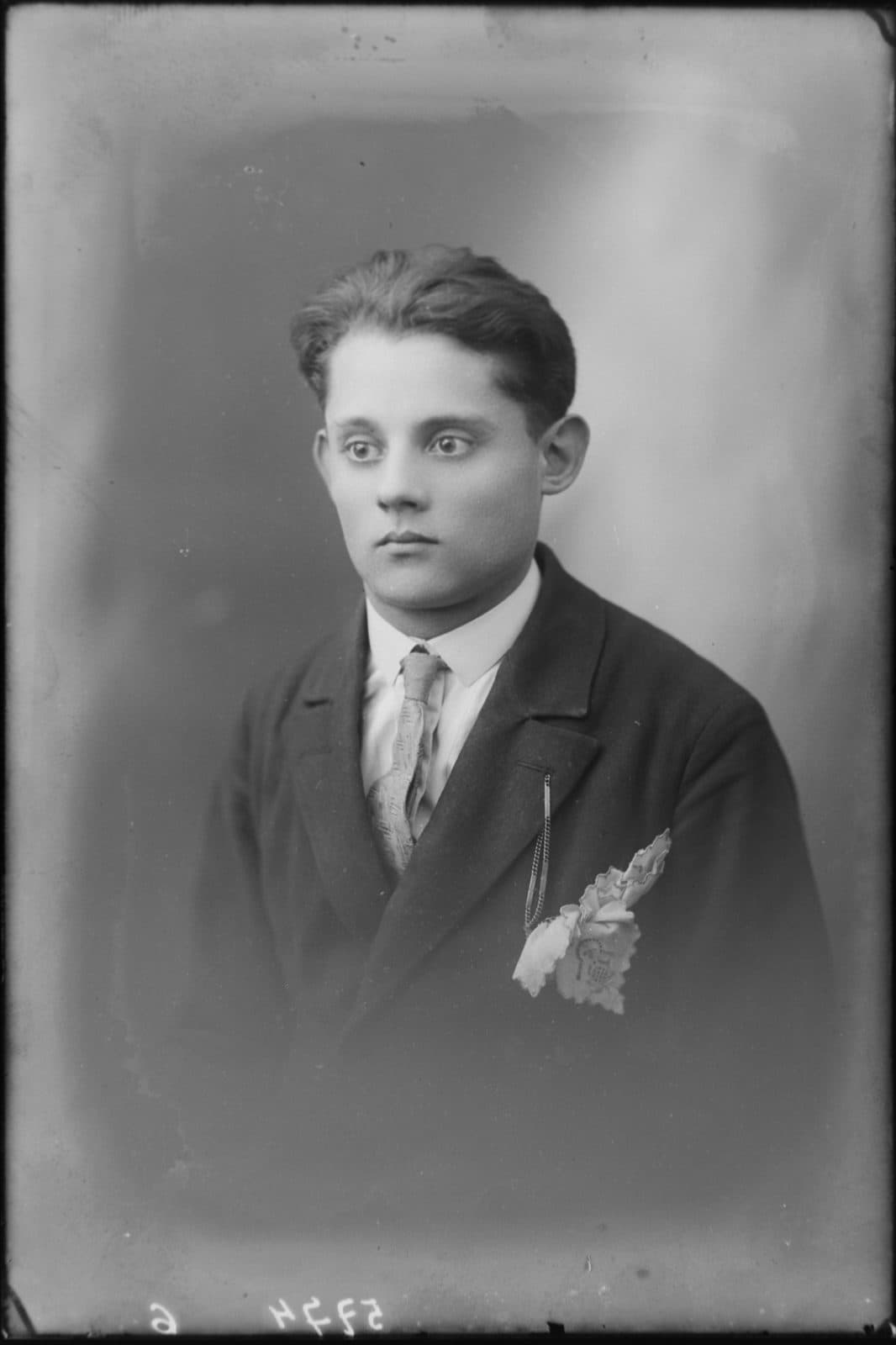 Fotografia z atelier E. Janusz, negatyw nr 048
