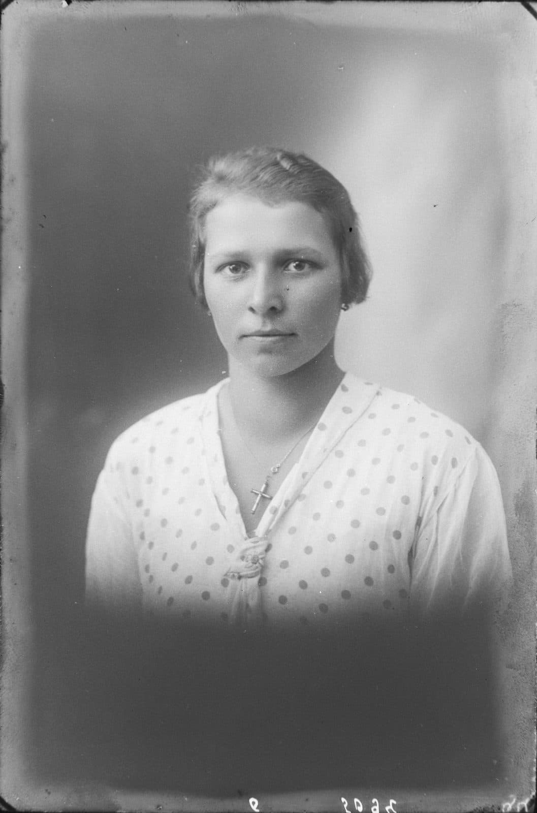 Fotografia z atelier E. Janusz, negatyw nr 071