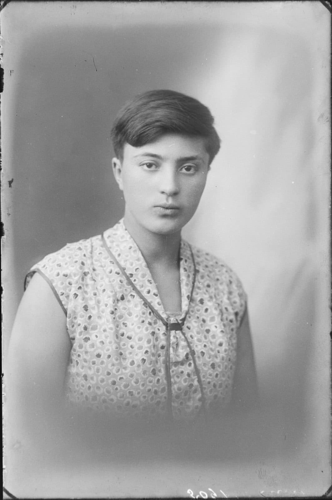 Fotografia z atelier E. Janusz, negatyw nr 078