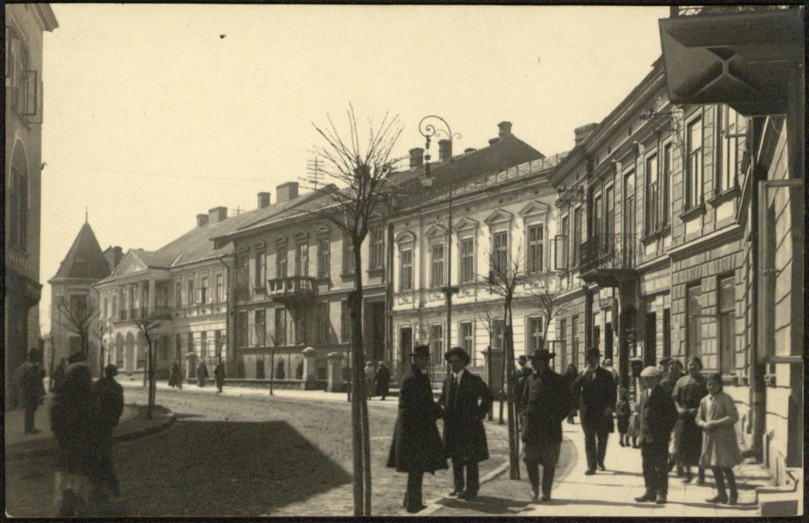 Edward Janusz (Rzeszów) – ulica w Rzeszowie (do ustalenia), scena uliczna, pocztówka fotograficzna